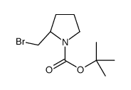 (S)-2-Bromomethyl-pyrrolidine-1-carboxylic acid tert-butyl ester结构式
