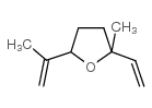 2-乙烯基-2-甲基-5-(1-甲基乙烯基)四氢呋喃结构式