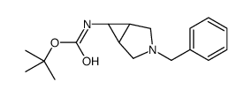 ((1r,5s,6s)-3-苄基-3-氮杂双环[3.1.0]-6-己基)氨基甲酸叔丁酯结构式
